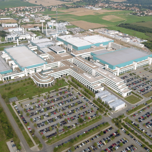 Semiconductor Fabrication Plant: How a Wafer Fab Works (Inside Tour) 1 What Is a Semiconductor Fabrication Plant?